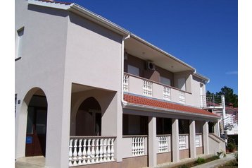 Croaţia Privát Nin, Exteriorul